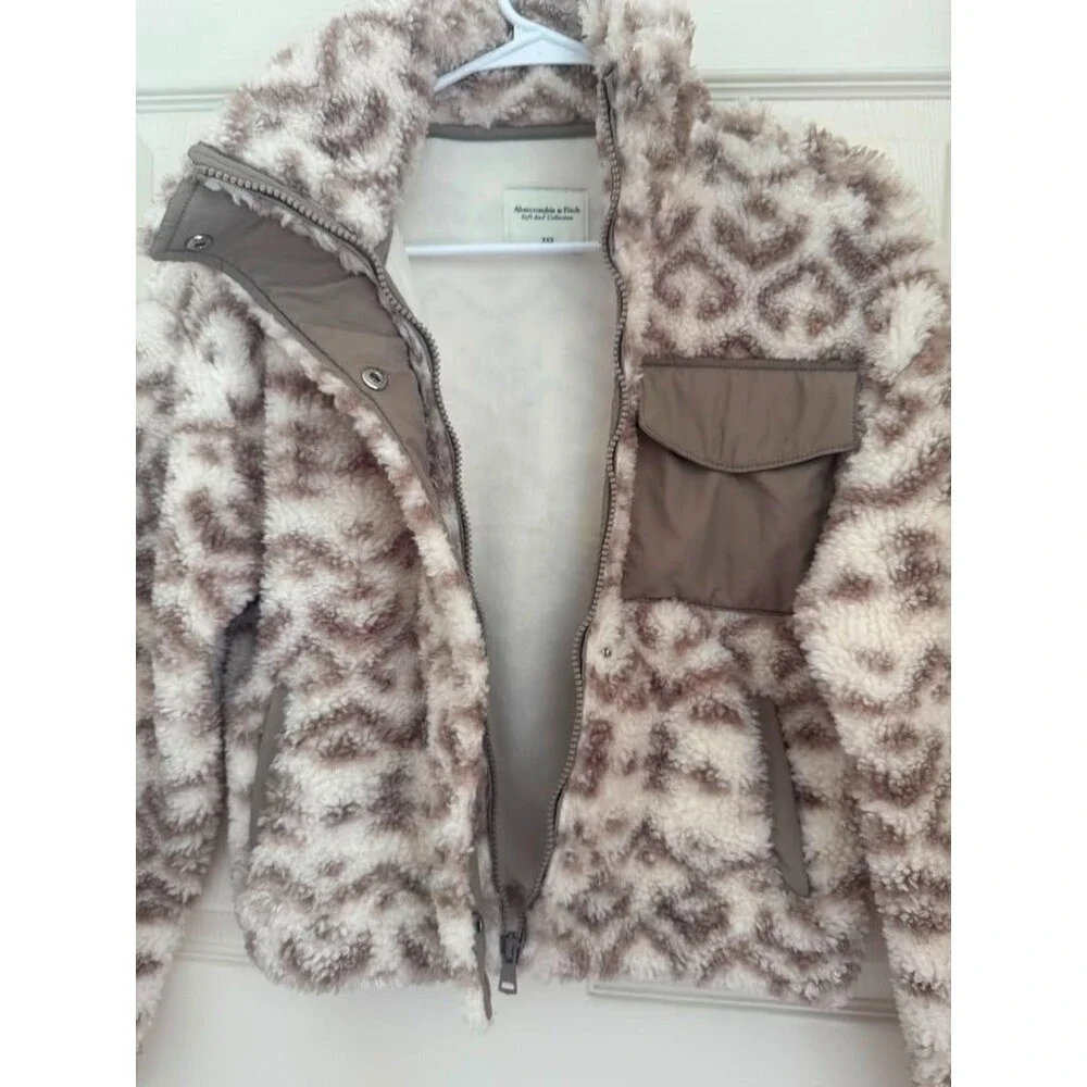 Abercrombie & Fitch XXS Fleece Jacket Faux Fur Pattern Zip Up Y2K
